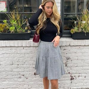 Vintage hillard & Hanson preppy plaid pleated skirt sz M / waist 30 in